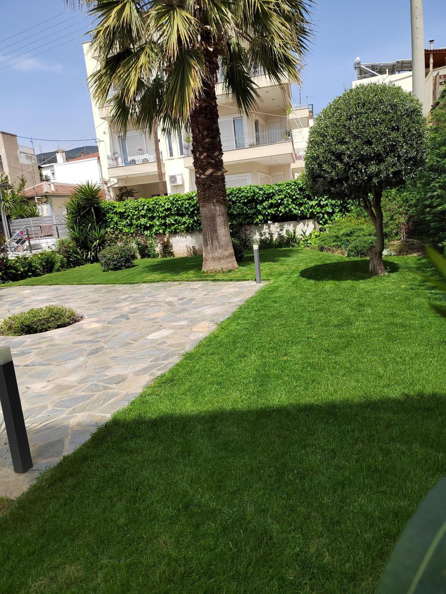 Cosy House With Garden Apartment Volos Ngoại thất bức ảnh